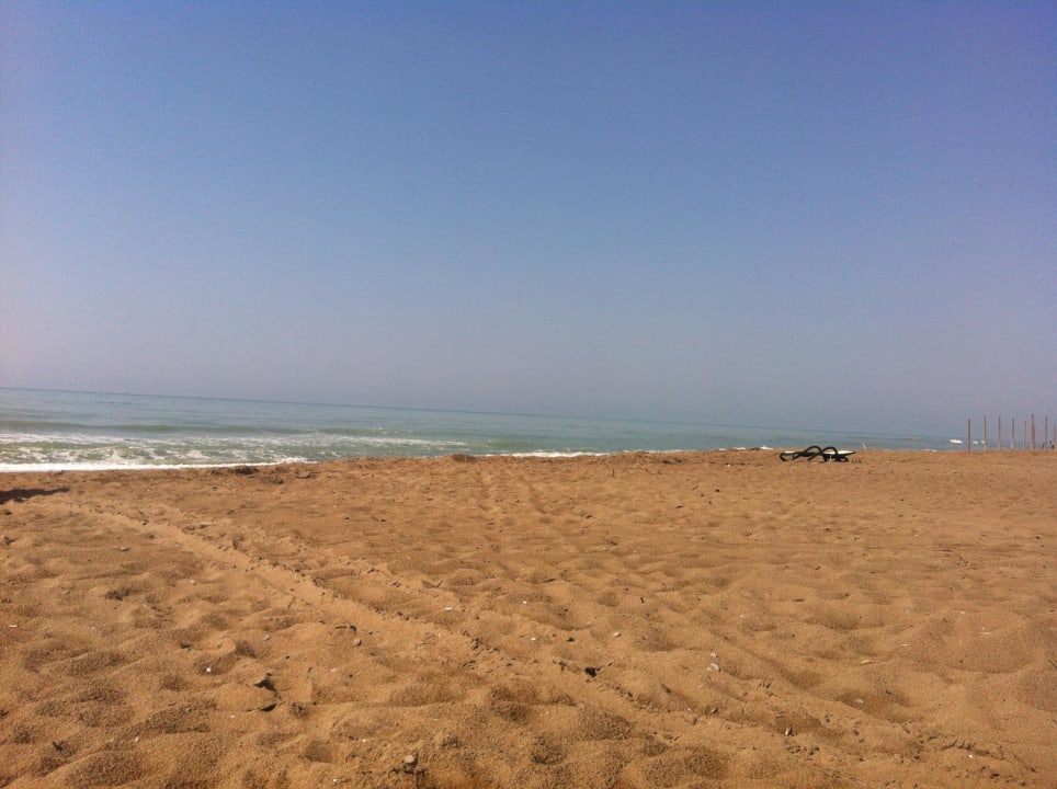 Schöner Sandstrand Sherwood Dreams Resort