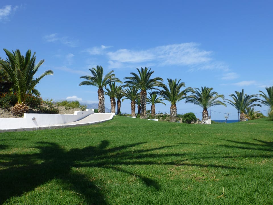 Durch den Garten Lagas Aegean Village