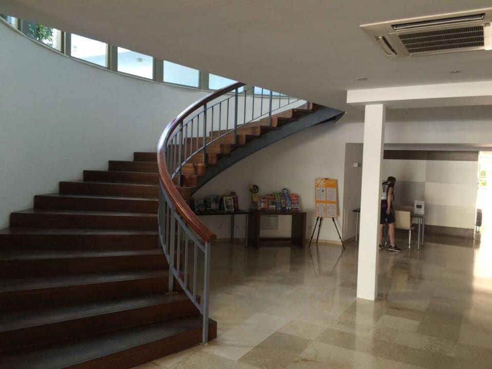 Lobby Las Gaviotas Suites Hotel