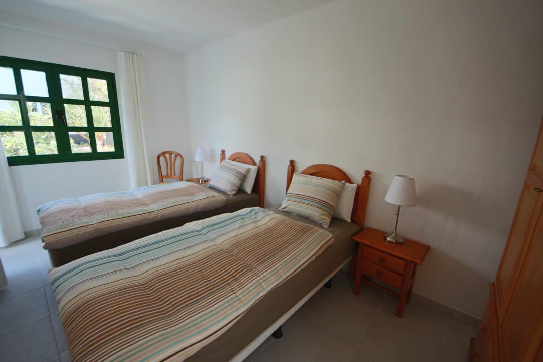 Zimmer IVV.SL Ferienhaus Vieja 9