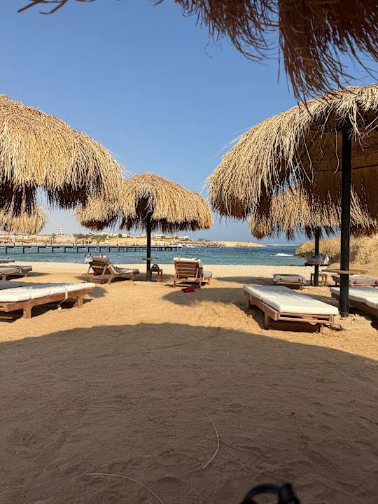 Strand Sentido Naga Bay