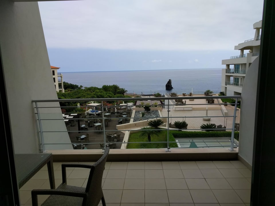 Balkon von Doppelzimmer mit Meerblick Meliá Madeira Mare