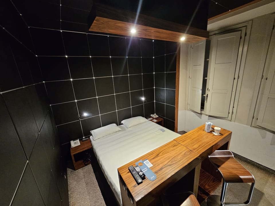 Zimmer UNAHOTELS Vittoria Firenze