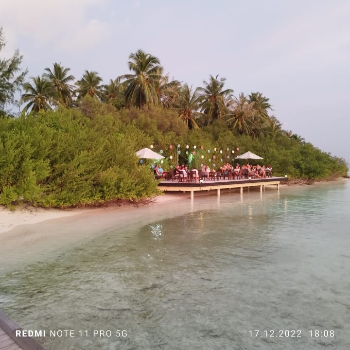 Strand Embudu Village