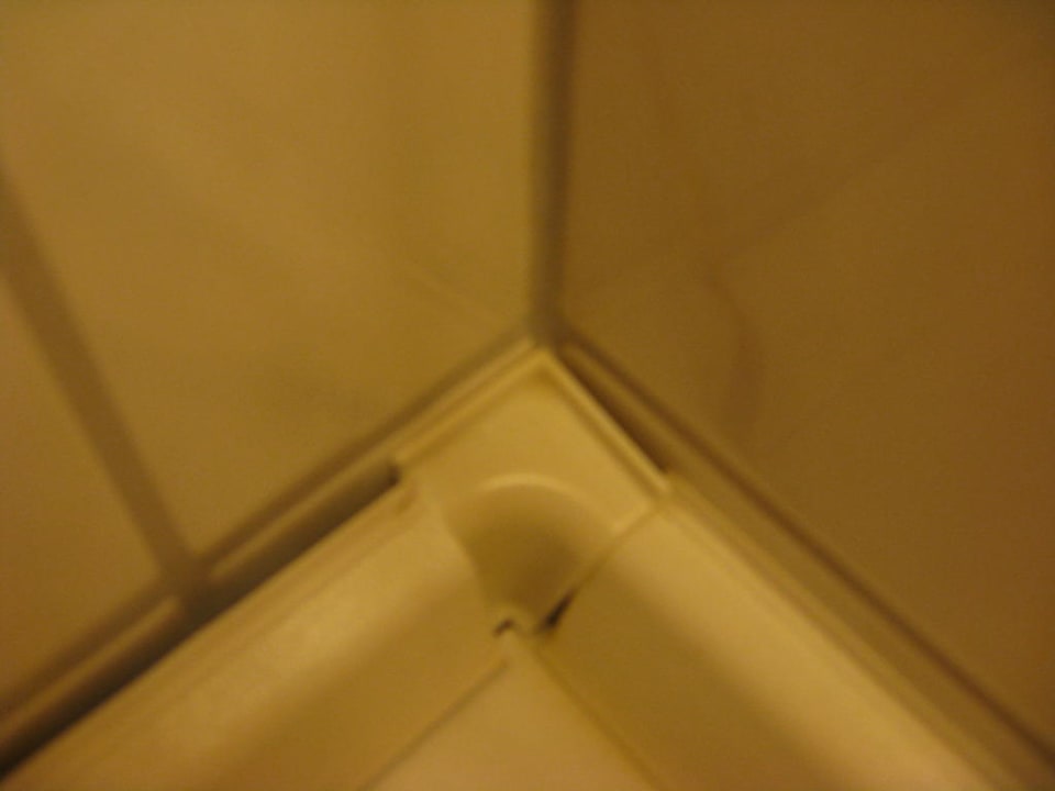 Badezimmer  Zimmer 125 Hotel Strandburg