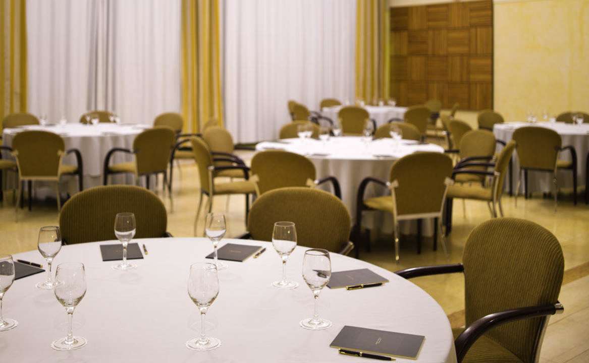 Meeting Room Hotel Sofitel Malabo President Palace