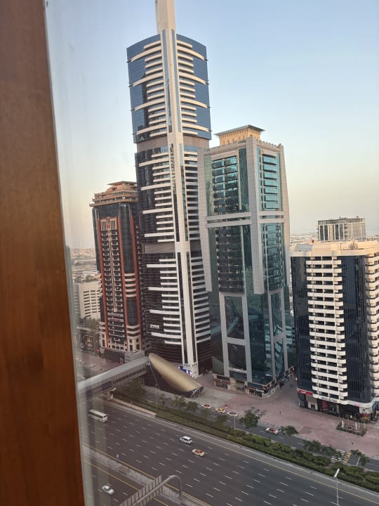 Ausblick Rose Rayhaan by Rotana