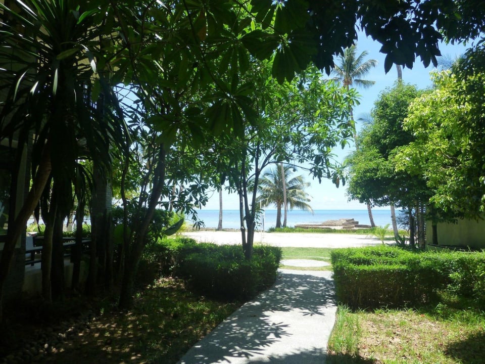 Weg zum Strand Hotel Mercure Koh Chang Hideaway