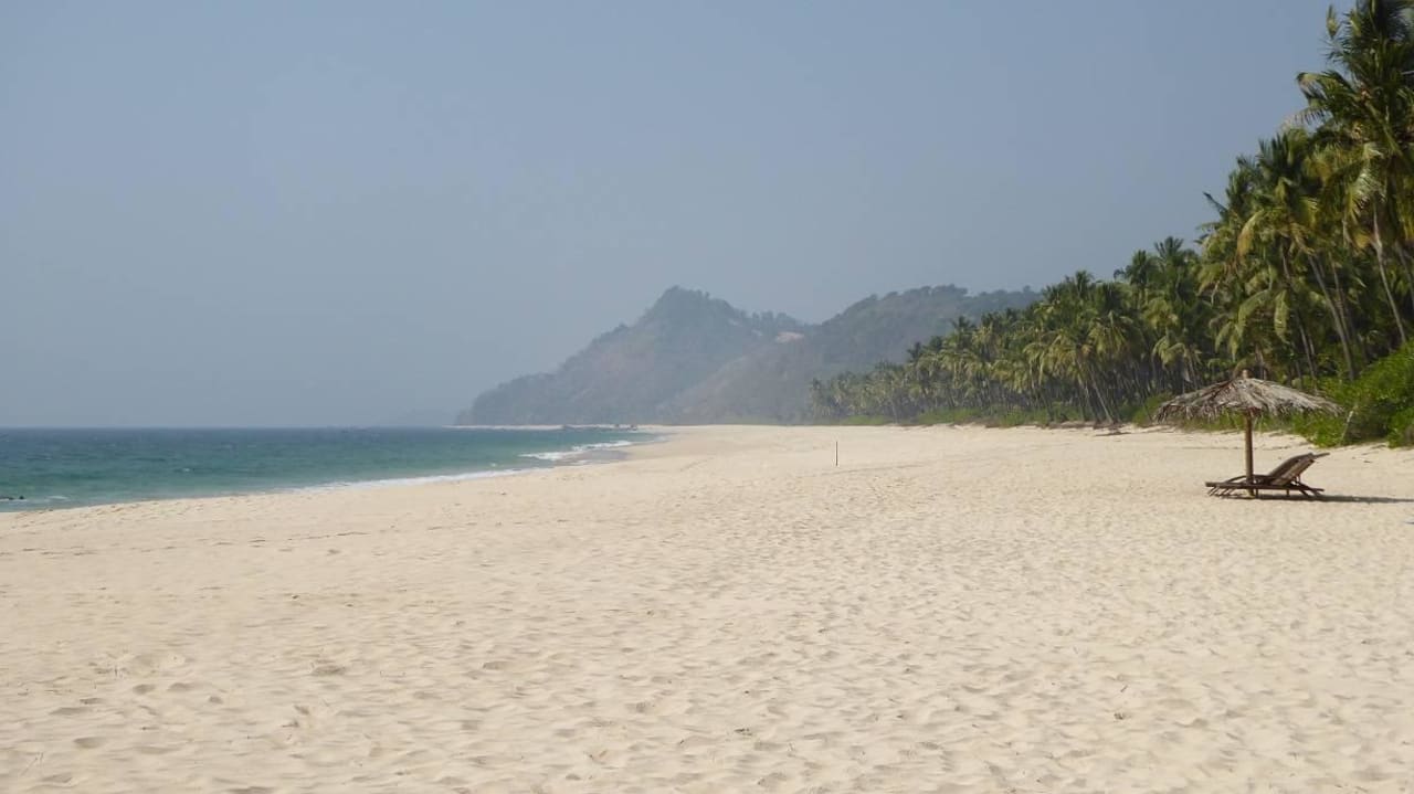 Endloser Strand - gut zum Wandern Amara Ocean Resort