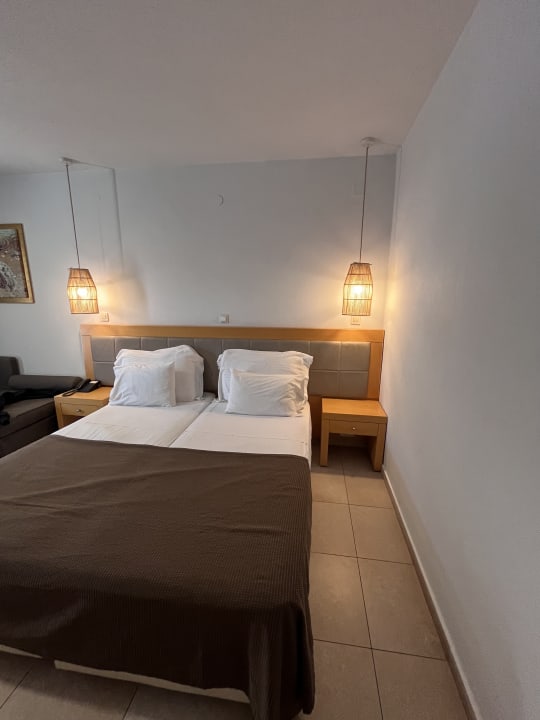 Zimmer Ariadne Beach Hotel