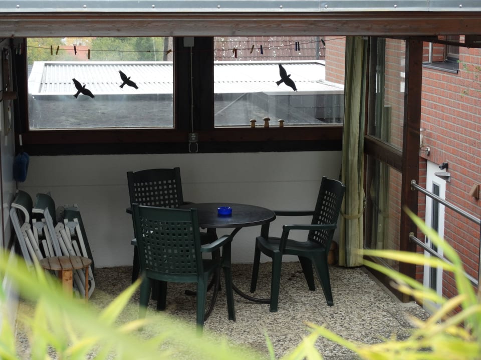 Die gemütliche Terrasse der Fewo Glück Auf Walnuss Hütte & Ferienwohnung Glück Auf