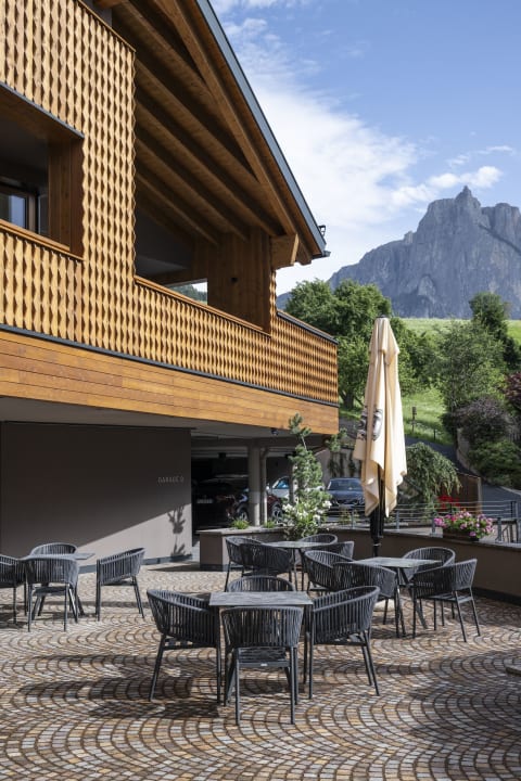 Außenansicht Hotel Alpenroyal