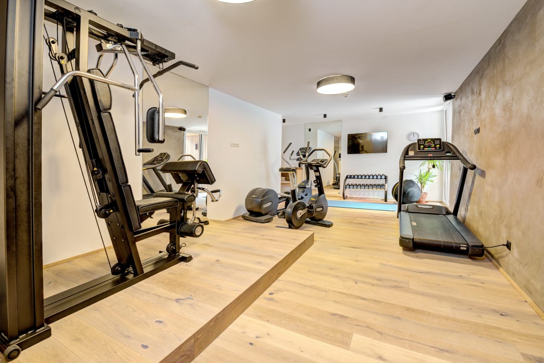 Sport & Freizeit KOSIS Sports Lifestyle Hotel