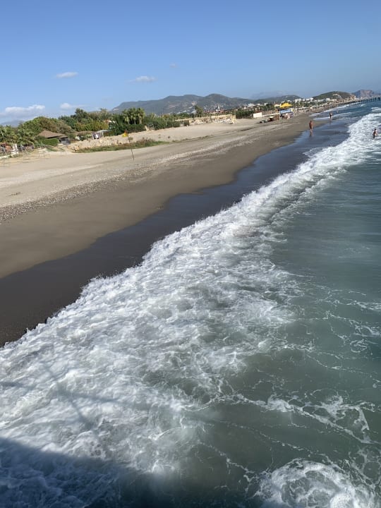 Strand Club Turtas Beach Hotel