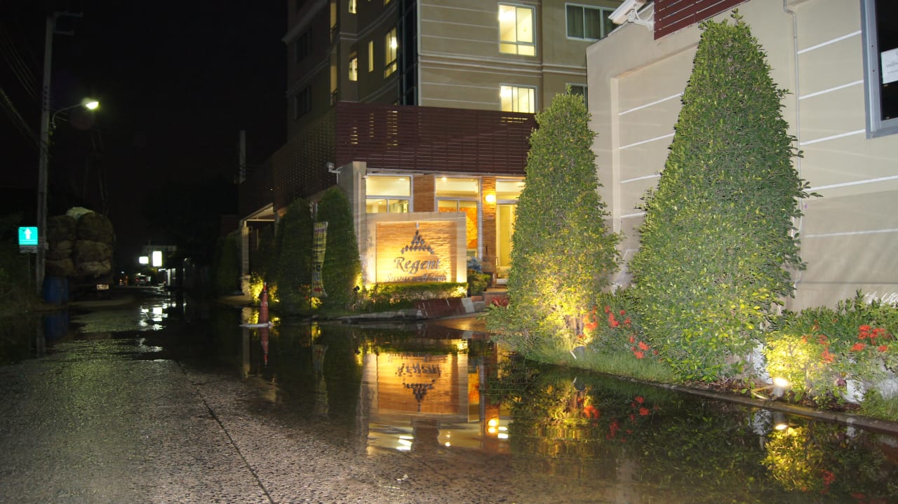 Hotel und Hochwasser 2011 Hotel The Regent Suvarnabhumi