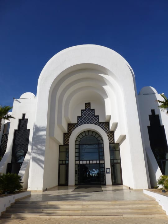 Eingang Radisson Blu Palace Resort & Thalasso Djerba