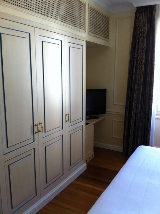 Schrank & TV Grand Hotel Imperiale