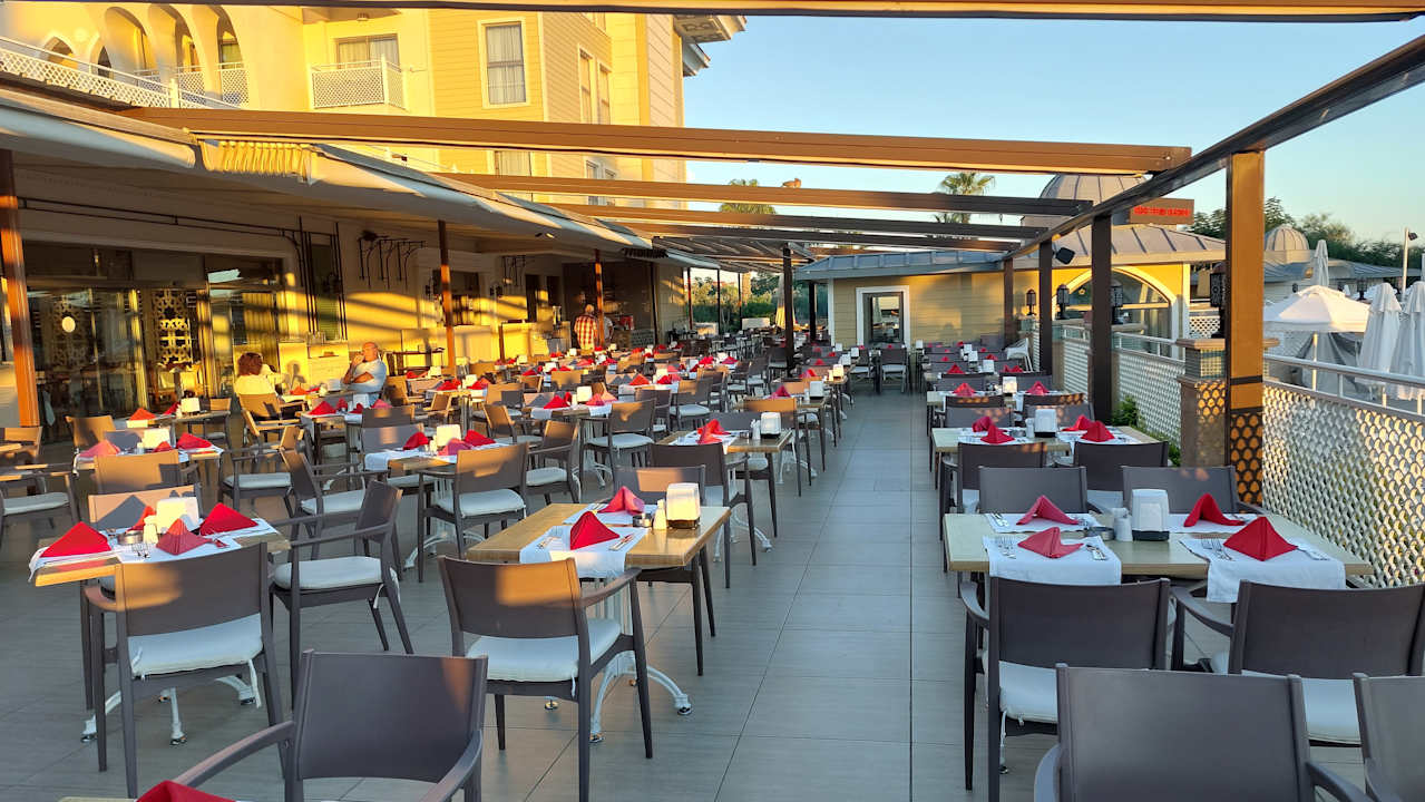 Gastro Side Star Resort