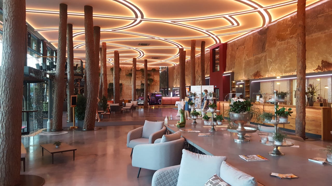 Lobby Mawell Resort