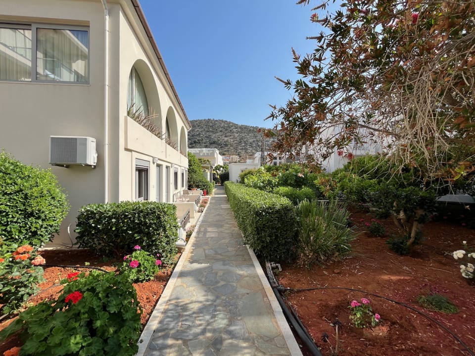 Gartenanlage Hotel Ariadne Beach