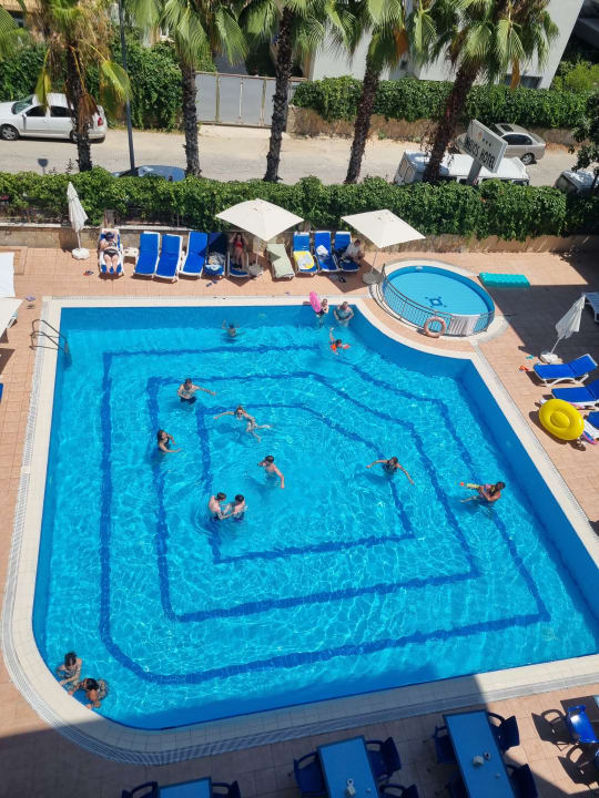 Pool Hotel Helios