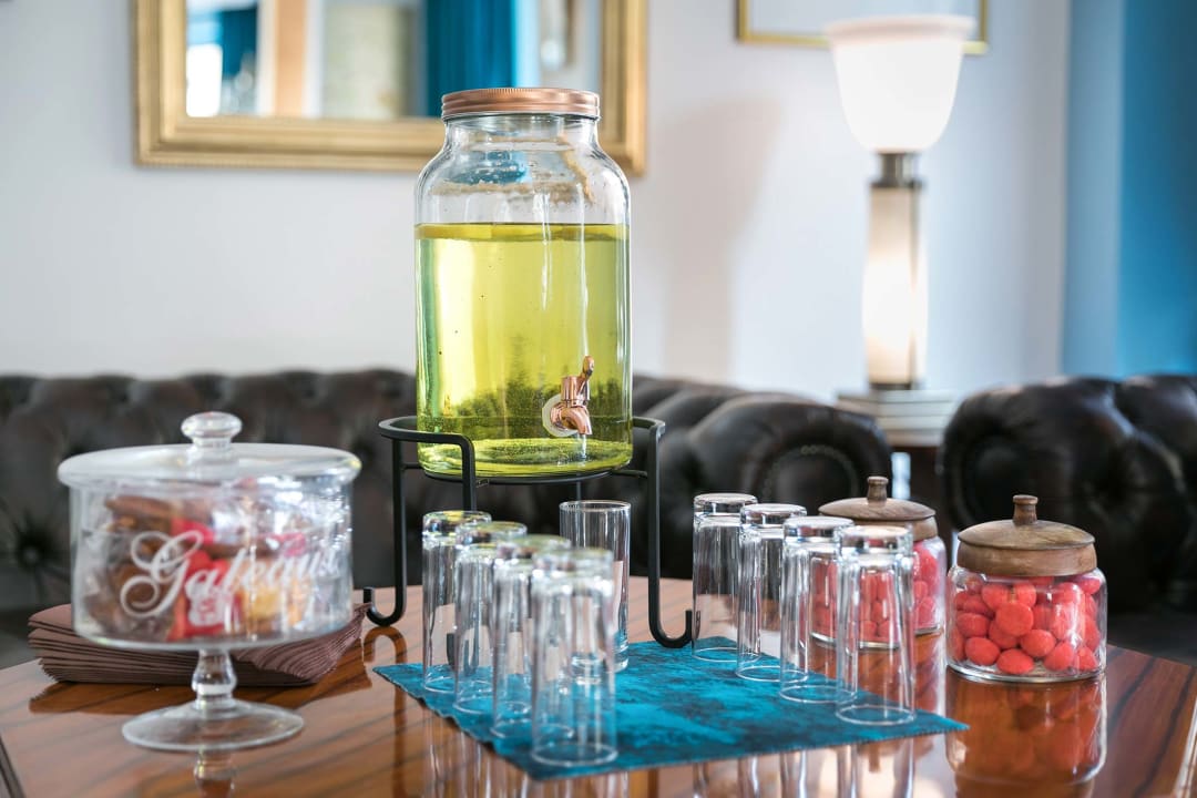 Sonstiges The Jay Hotel by HappyCulture