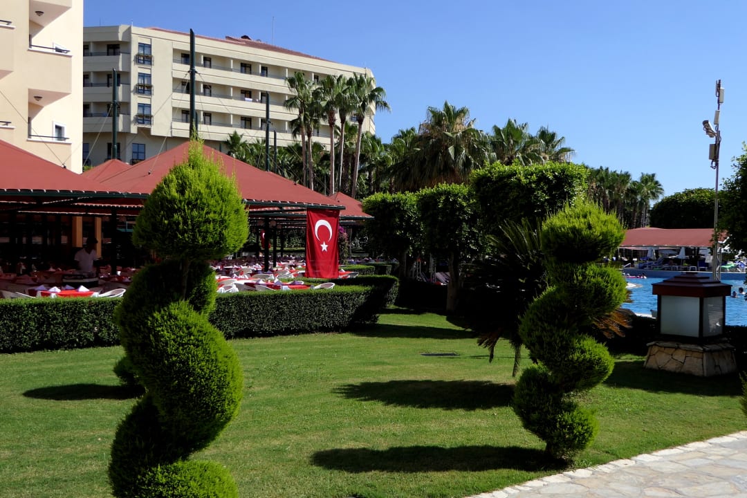 Gartenanlage Miramare Queen Hotel