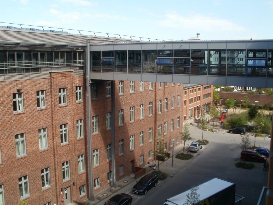  Übergang zu Seminarbereich & Gesundheitszentrum centrovital Hotel Berlin