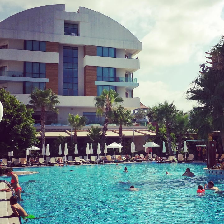 Pool Port Side Resort Hotel