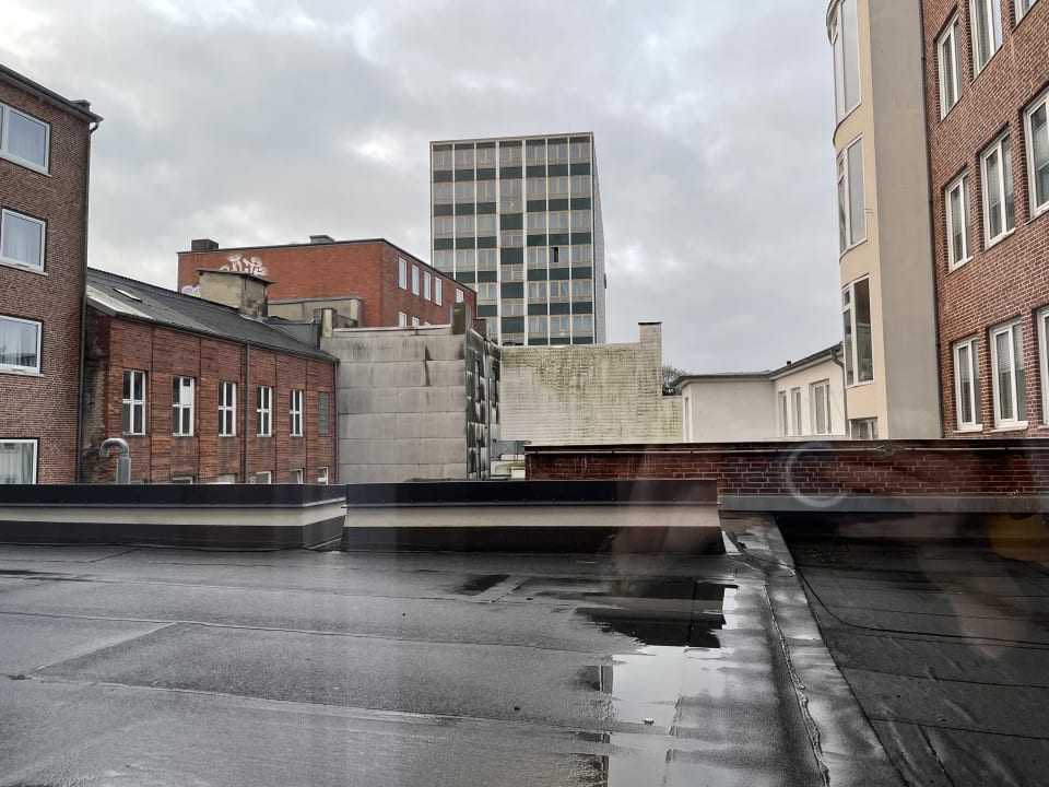 Ausblick Holiday Inn - the niu, Welly Kiel