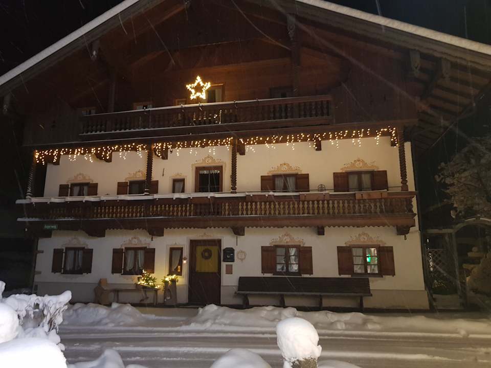 Außenansicht Gästehaus Zacherlhof