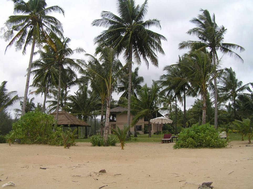 Blick vom Strand The Andamania Beach Resort & Spa