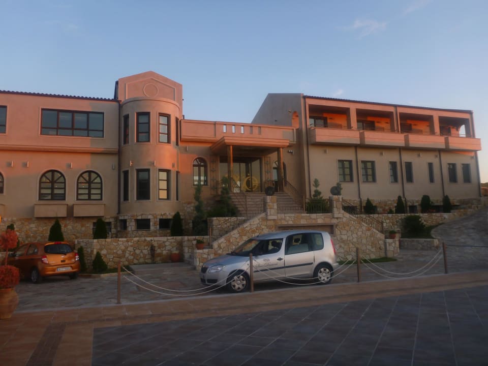 Zufahrt zum Hotel Sivota Diamond Spa Resort