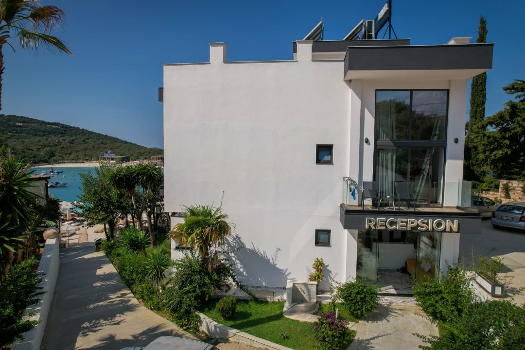 Außenansicht Denoel Hotel