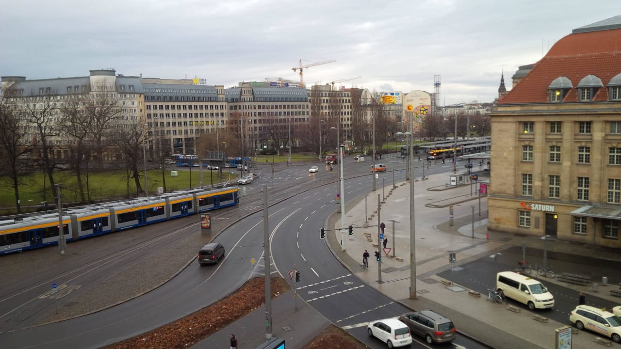 Blick aus dem Zimmerfenster Victor's Residenz Hotel Leipzig