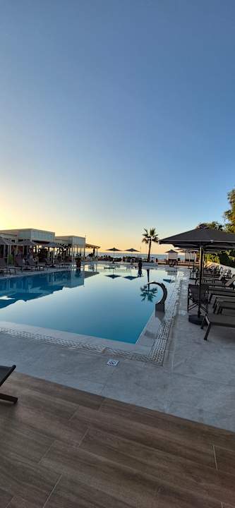 Pool Hotel Kathrin Beach