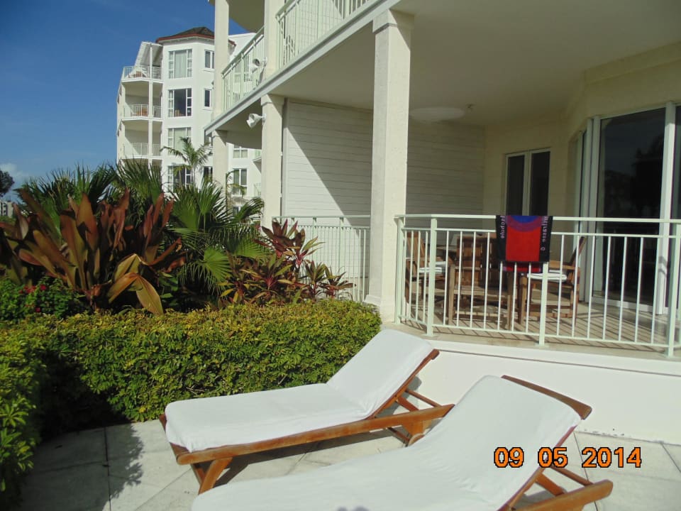 Baökon mit Garten Hotel West Bay Club