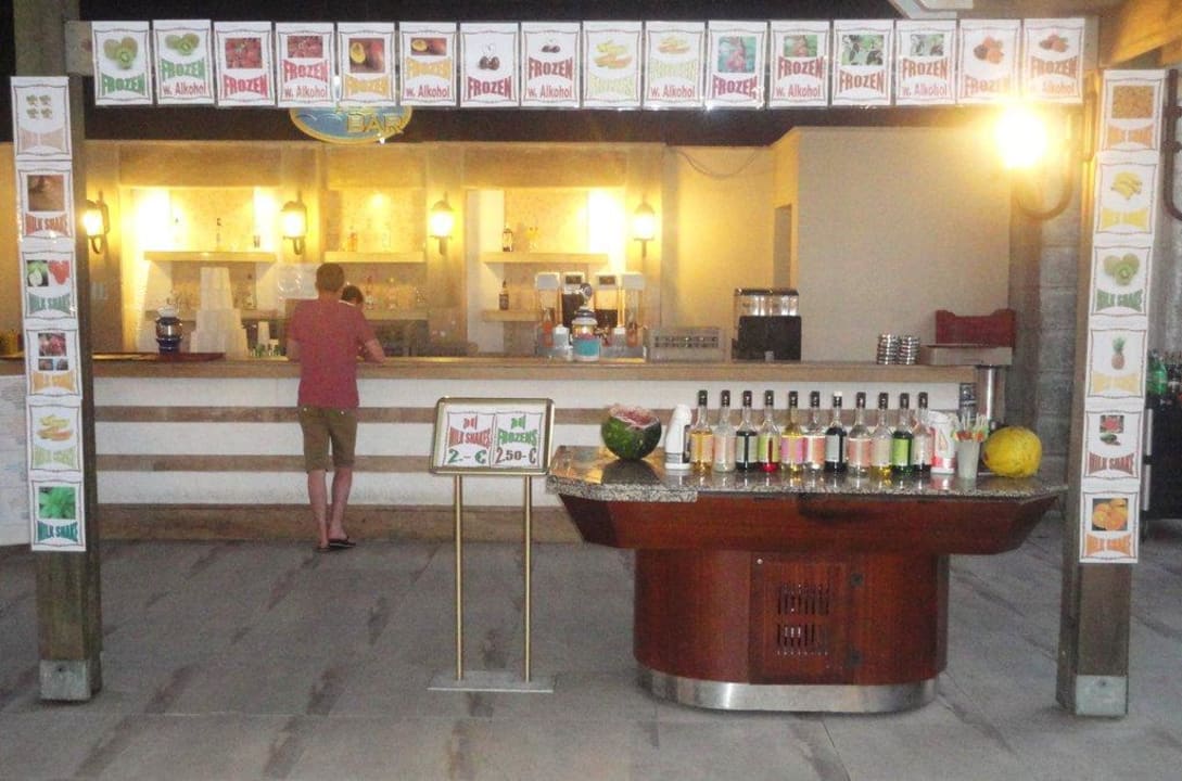 Milkshakes und Frozens gegen Gebühr Trendy Aspendos Beach Hotel