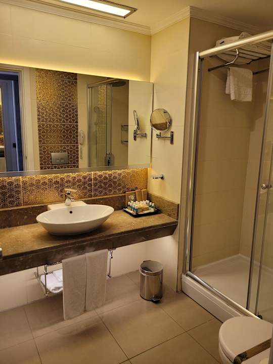 Zimmer Kirman Belazur Resort & Spa