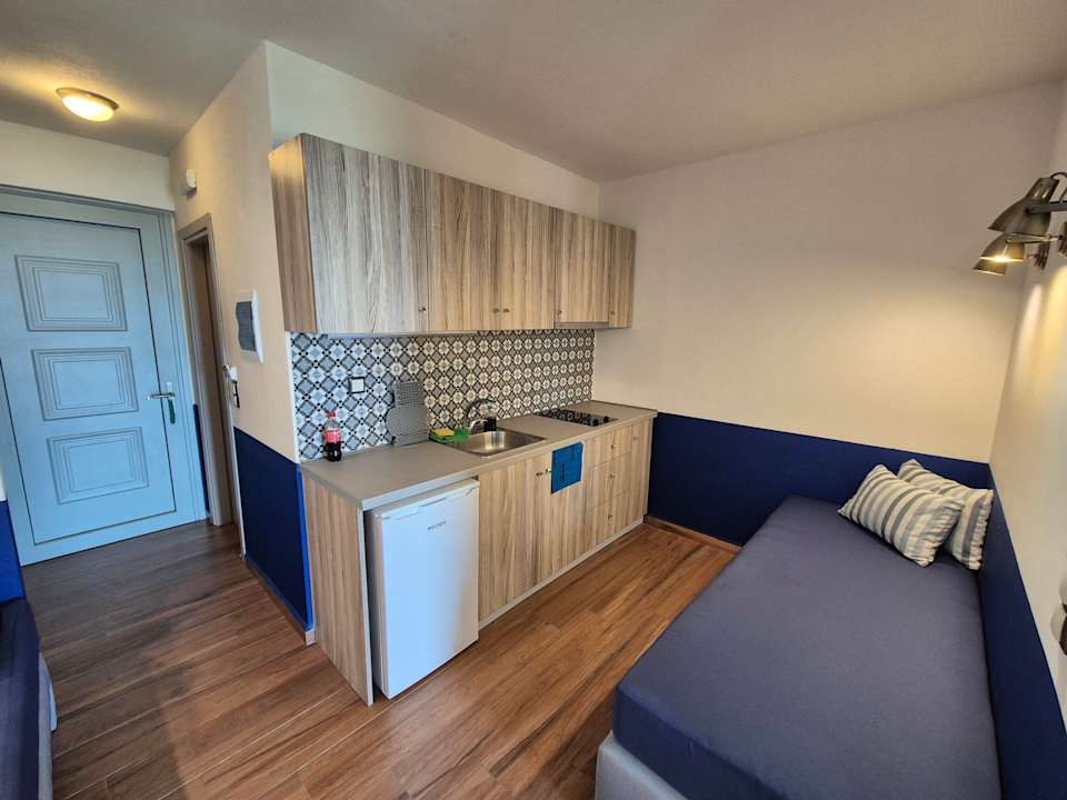 Zimmer Asteris Village