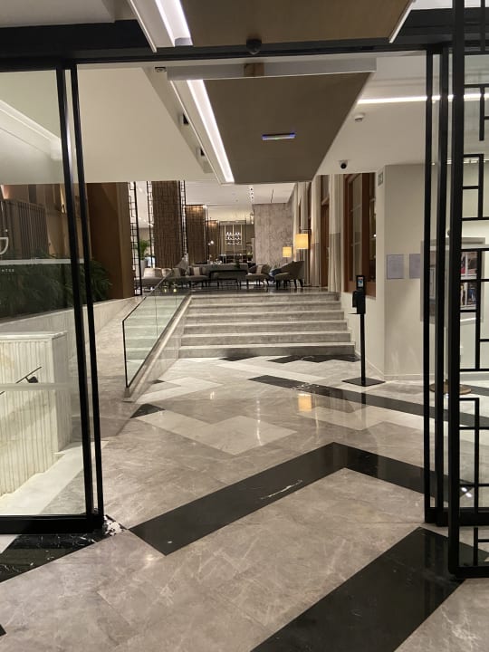 Gastro Hotel Theartemis Palace