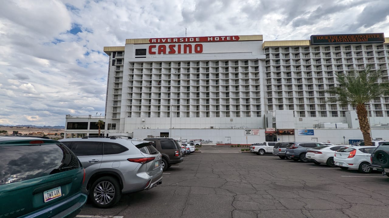 Außenansicht Riverside Resort Hotel & Casino