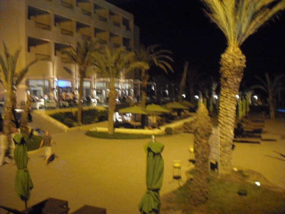 Nachts am Pool Hotel Rosa Beach