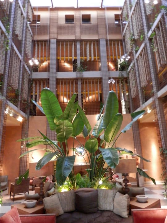 Innenhof Hotel Club Maritimo De Sotogrande