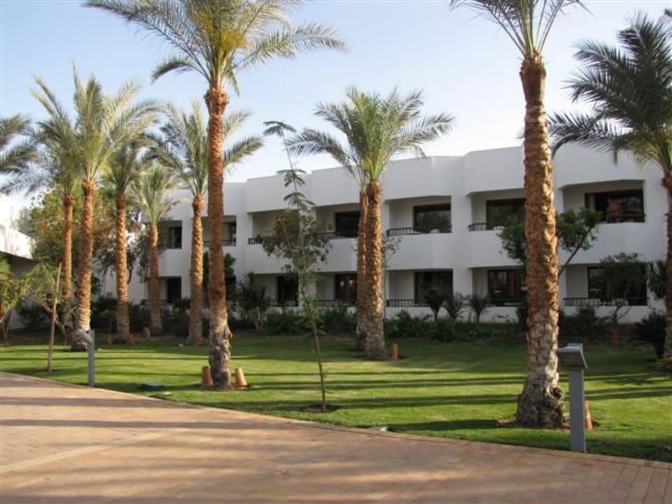 Blick auf die Zimmer im Haupthaus Ghazala Beach