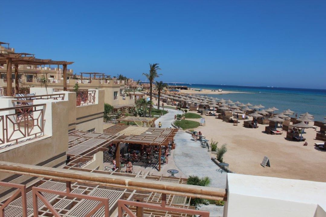 Blick nach ganz links auf das Hotel "Prestige" Imperial Shams Abu Soma