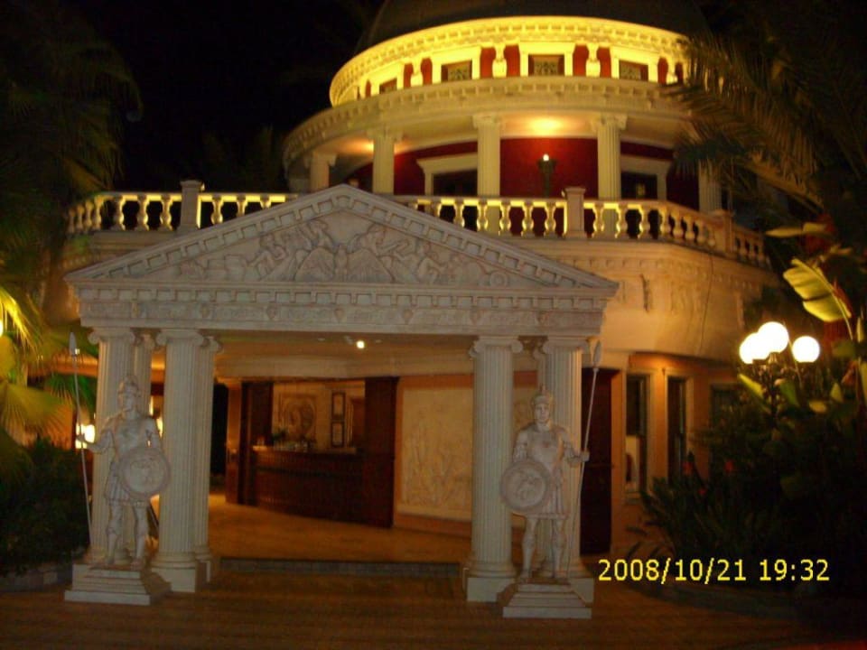 Hoteleingang Hotel Yetkin