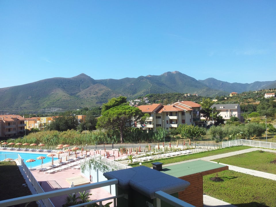 Blick vom Balkon Haus C Ai Pozzi Village Hotel & Resort