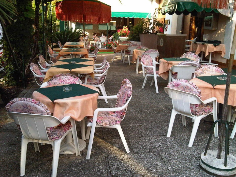 Terrasse vom Restaurant Hotel Regina