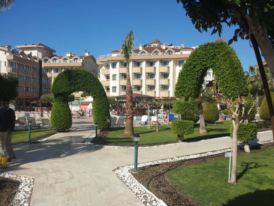Garten Grand Seker Hotel